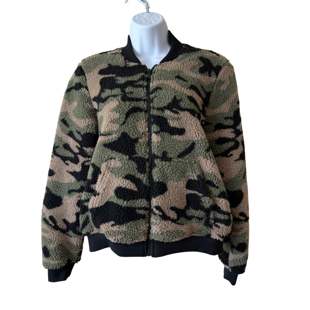 Rock & Republic Camo Sherpa Jacket, Women's‎ Small, Full Zip, Cozy, Fall, Pocket